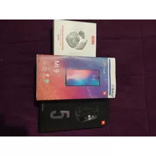 Xiaomi Mi 9 + Mi Band 5 + Audífonos Inalámbricos
