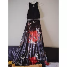 Vestido Negro Con Falda Con Flores Que Parece Dos Piezas. 