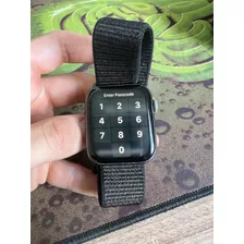 Apple Watch Series 4 - 44mm Black
