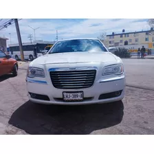 Chrysler 300c 2011 5.7 S At