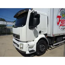 Volvo Vm 260 6x2 Ano2011/11 Bau 8,5m2 Com Arcodicionado 