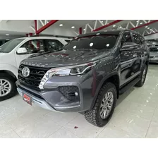 Toyota Fortuner Vx.r +