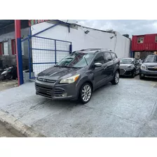 Ford Escape Americano