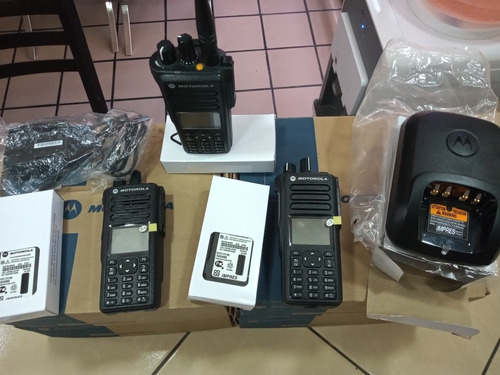 Radios Motorola Digital Dgp 5550 Vhf Y Uhf Exelentes Condici Foto 3