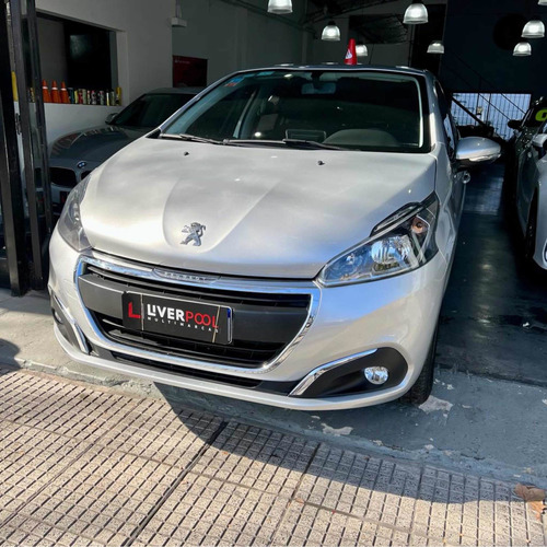 Peugeot 208 2019 1.6 Allure