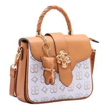 Bolsa Feminina Mão Chenson Cg84135 Elemento Gráfico