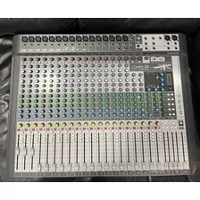 Mesa De Som Soundcraft Signature 22mtk 22 Canais Usb Efeitos