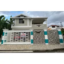 Se Vende Hermosa Casa Totalmente Remodelada En El Italia