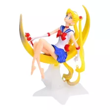 Muñeca Serena De Sailor Moon Con Base Lunar Adorno