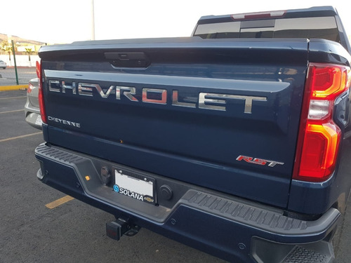 Letras Logo Tapa Batea Chevrolet Cheyenne Silverado 2019-23 Foto 8