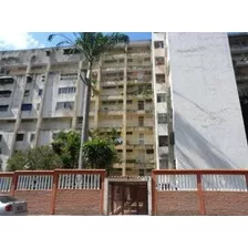 Apartamento En Alquiler Caricuao