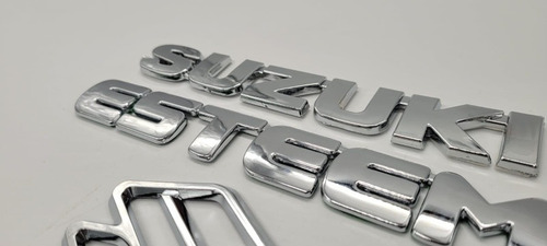 Suzuki Esteem Emblemas  Foto 4