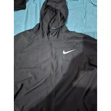 Campera Nike Rompevientos//running