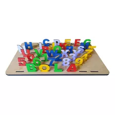 Brinquedo Educativo - Tabuleiro De Encaixe Vertical Alfabeto