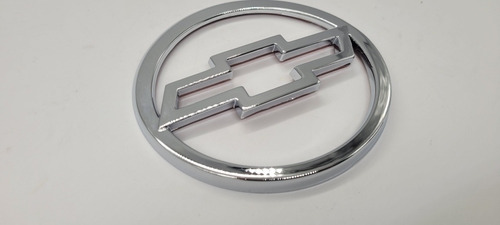 Chevrolet Chevy C2 Emblema Frontal  Foto 3