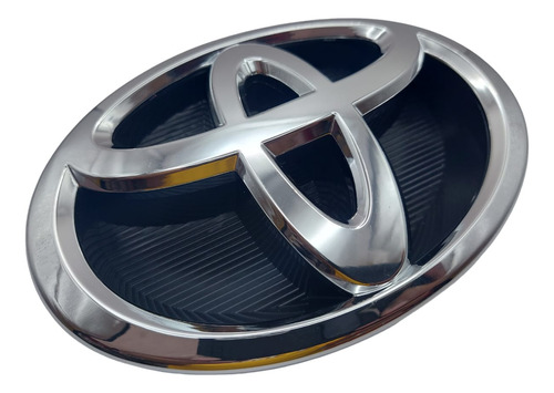 Emblema Para Parrilla Toyota Yaris Modelos Del 2017 Al 2020 Foto 4