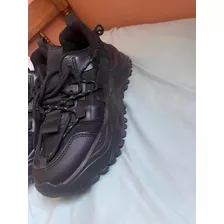 Zapatillas Negras Altas