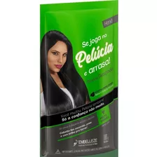 Alisante Henê Pelúcia Preto Carvão Pouch Embelleze 180g 1und