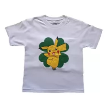 Camiseta Pokémon Pikachu Trébol