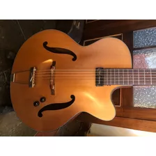 Guitarra Acustica Furch Tampo Maciço Escavado Em Cedro R. Ch