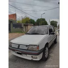 Peugeot 205 1995 1.4 Xsi Aa Nafta