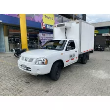 Nissan D22/np300 2.4 2015 