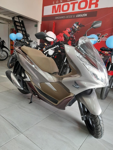 Honda , Pcx 150 Dlx, Modelo 2023 