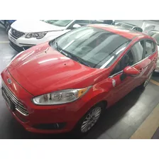 Ford Fiesta Titanium Automatico Rojo