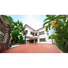 Venta De Casa De 862mts En Alamenda Santo Domingo