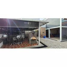 Venta Hermosa Casa Quinta En Esquina, La Cumaca San Diego Con Pozo Y Planta 100%