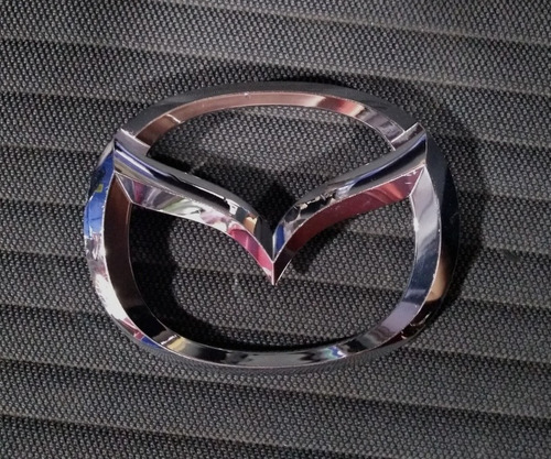 Emblema De Cajuela Mazda 3 Sedan 2014 2018 11.5 X 9.2 Cm Foto 2