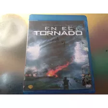 Película De Bluray Generica,en El Tornado. 