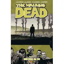 The Walking Dead Vol. 32, De Charlie Adlard; Robert Kirkman., Vol. 1. Editora Panini, Capa Mole, Edição 1 Em Português, 2020