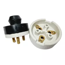 Conjunto De Tomada + Plug Macho Polarizada 3x30a Porcelana Cor Branco