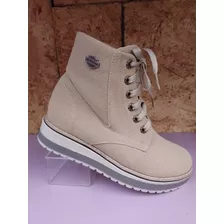 Bota Con Agujeta Antiderrapante Y Cómoda Forro De Piel