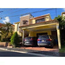 Casa En Venta Altos De Arroyo Hondo Ii, Distrito Nacional, Proximo Jardin Botanico