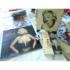 Artículos De Marilyn Monrroy Calendario 1996