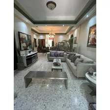 Vendo Hermosa Casa Colonial En Zona Exclusiva De Gazcue 