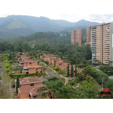Apartamento En Venta En Medellín - El Tesoro