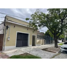 Dueño Vende Casa En Malvín Nuevo Con Amplio Garage O Taller - Acepta Banco