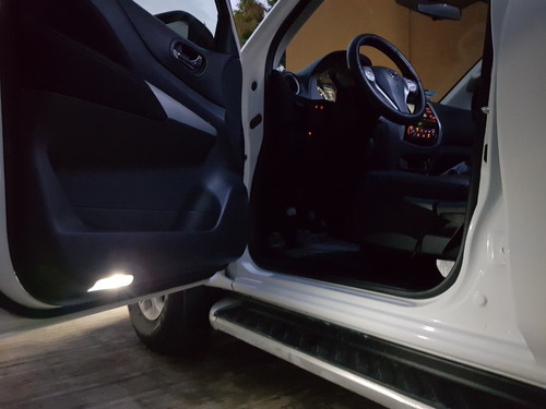 Iluminacin Interior Led Nissan Frontier Pro4x 2023 Foto 3