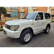 Toyota Sumo 2003