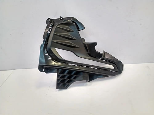 Moldura Milha Chevrolet Onix Plus 2020/2022 26364108 Gm2970 Lado:Direito;Cor:Preto - Chevrolet - Código 8856