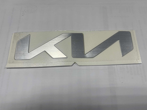 Emblema Kia 2023 (aluminio) (3 Piezas) (3 Emblemas) Foto 5