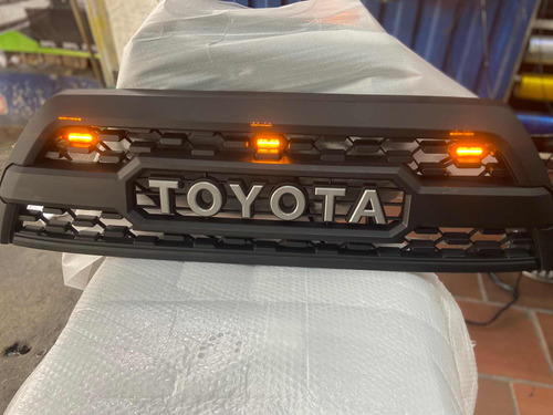 Persiana Trd Toyota 4runner 2006-2009 Viene Con Sus Luces Foto 8