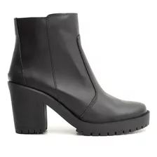 Bota Feminina Tratorada Cano Curto Macio Super Oferta