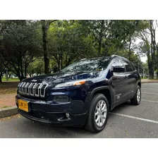 Jeep Cherokee Latitude 4x4 3.2