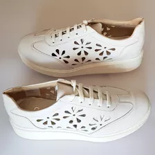 Zapatilla Urbana De Cuero Gravagna Color Blanco,art 222