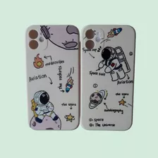 Carcasas iPhone 12 Para Pareja Con Diseño De Astronautas