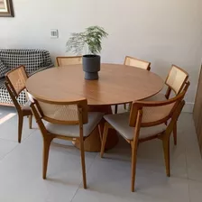 Mesa De Jantar Cone Redonda 140 Cm Em Madeira Natural Freijó